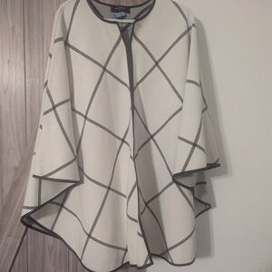 St. John Black and White Patterned Poncho